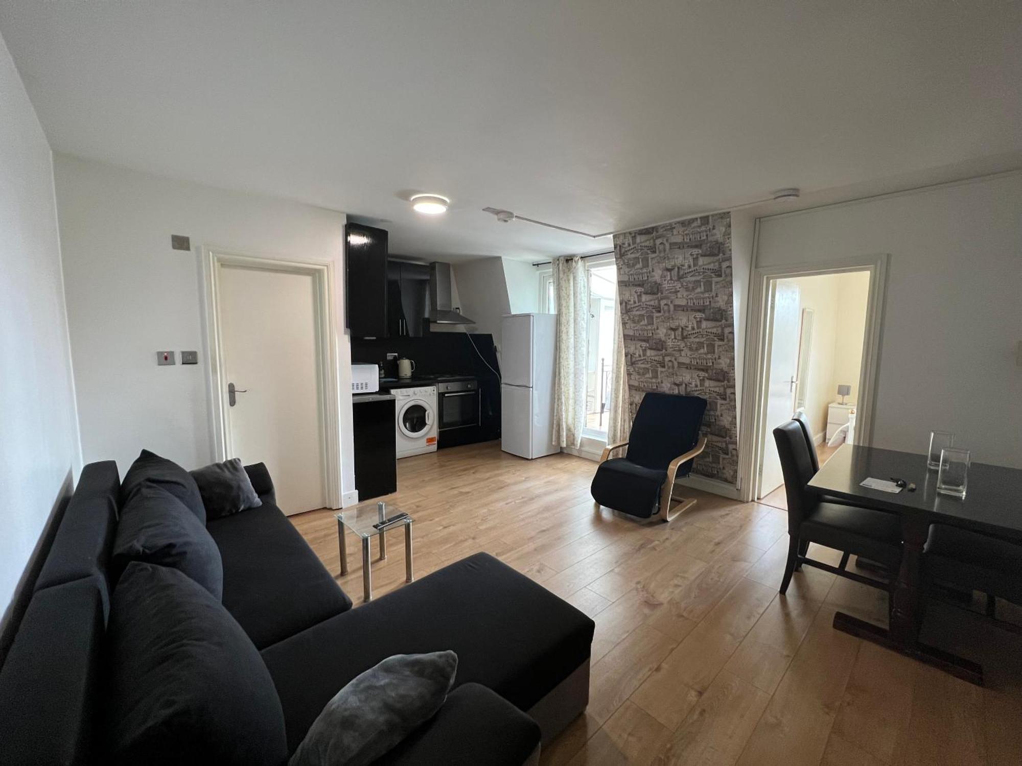 Comfy 2 Bedroom Apartments - Finchley Road, Londra Esterno foto